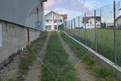 Spațiu comercial, de 650 mp, în Central - 1
