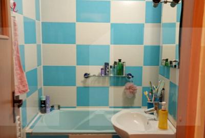 Apartament cu 3 camere decomandat, mobilat în Ciucului