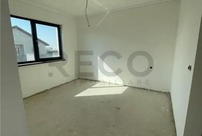 Casă cu 3 camere cu Teren 500 Mp în Oșorhei