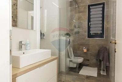 Casă cu Teren 1700 Mp în Mediaș - 7