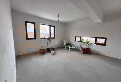 Apartament cu 3 camere decomandat în Dacia - 1