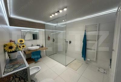 Casă cu 6 camere cu Teren 388 Mp în Titulescu - 7