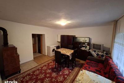 Casă cu 2 camere cu Teren 355 Mp în Cicârlău - 9