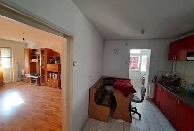 2 camere decomandate Craiovita - 5