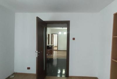 Casă cu 5 camere cu Teren 505 Mp în Central - 5