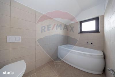 Casă cu 4 camere în Centură - 1