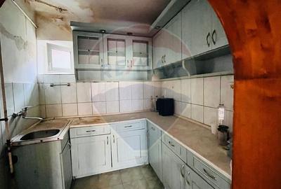 Casă cu 4 camere cu Teren 1367 Mp în Sântandrei - 7