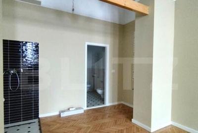 Apartament de vanzare, cu 3 camere, 100 mp, zona centrala - 3