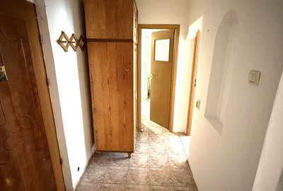Apartament 1 camera, spatios, etajul 1 - 8