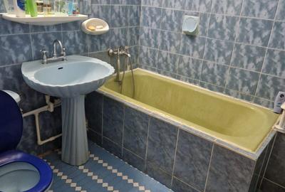 Apartament cu 3 camere decomandat în Central - 8