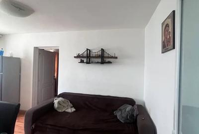 Vand apartament 2 camere PLOPENI - 1