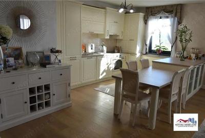 Apartament cu 2 camere decomandat în Tudor - 10