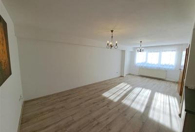 Casa cu 4 camere,105 mp, situata in cartierul Europa! - 4