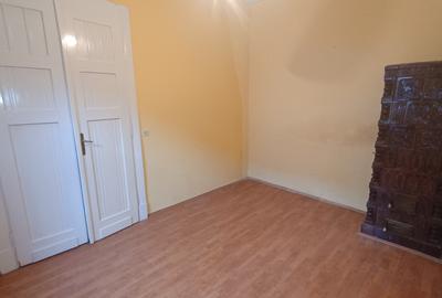 Locuință ultracentrală compusă din două apartamente cu intrări separate - 9