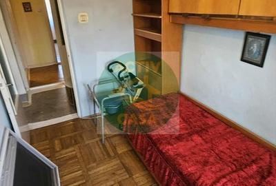 Apartament cu 3 camere decomandat în Central - 6