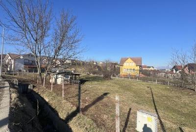 Teren de 1200 mp, în Central - 2