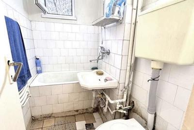 Apartament cu 3 camere decomandat în Dâmbu Pietros - 9