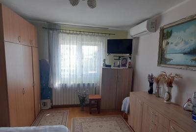 Garsonieră decomandată, mobilată în Militari - 1