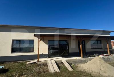 Casă cu 2 camere cu Teren 900 Mp în Central - 2