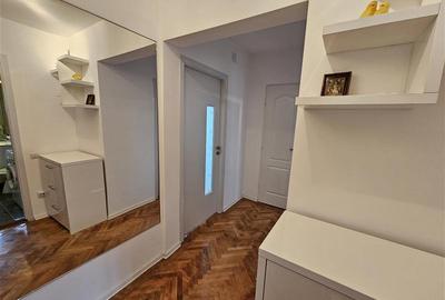 Apartament cu 3 camere semidecomandat, mobilat în Centrul Civic - 36