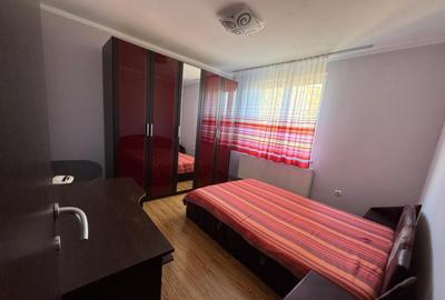 Apartament cu 2 camere semidecomandat, mobilat în Săsar