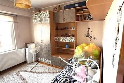 LIPOVEI - LIFT - 3 camere - 2 bai - decomandat - clima - 3