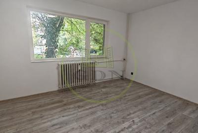 Apartament cu 2 camere semidecomandat în Sărari - 3