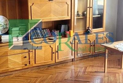 Aproape de Shopping City. Decomandat. Vedere in spate. - 3