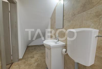 Casa de vanzare in Zavoi cu 3 camere 2 bai curte libera de 50 mp - 13