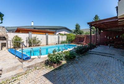 Casa / Vila in Corbeanca, pe strada Laguna Albastra, langa lac - 20