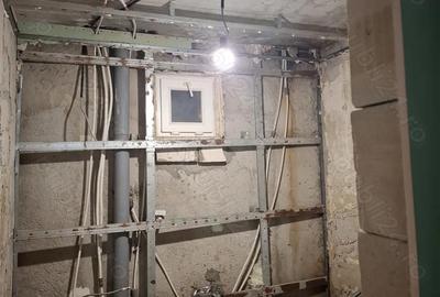 Casă cu 5 camere cu Teren 105 Mp în Vitan - 7