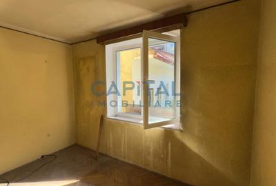 Apartament Central, perfect pentru a fi renovat!