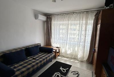 Apartament cu 2 camere în Podu Roș