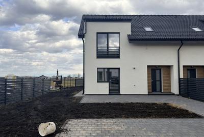 Vila tip duplex 4 camere zona Central Sura Mica - 3