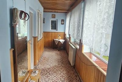 Casă cu 4 camere cu Teren 5500 Mp în Lerești - 9