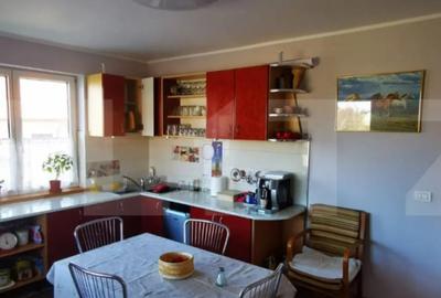 Casă cu 5 camere cu Teren 1000 Mp în Central - 4