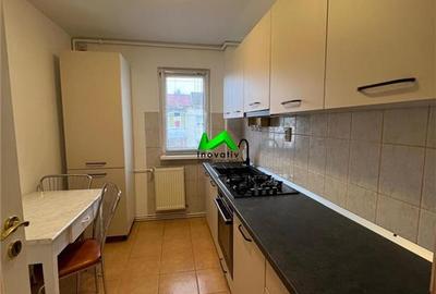 Apartament cu 3 camere decomandat în Hipodrom 3 - 4