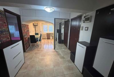 Apartament cu 3 camere decomandat în Central - 2
