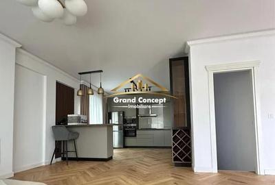 Casă cu 4 camere în Central - 2