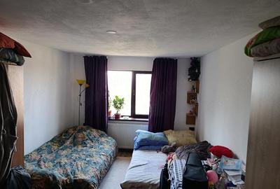 Casă cu 2 camere cu Teren 4500 Mp în Central - 3