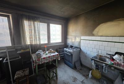 Titan, pe Nicolae Grigorescu, vav metrou si parc IOR, bloc reabilitat,