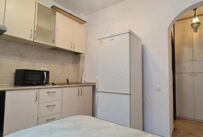 Garsonieră decomandată în Titan - 4