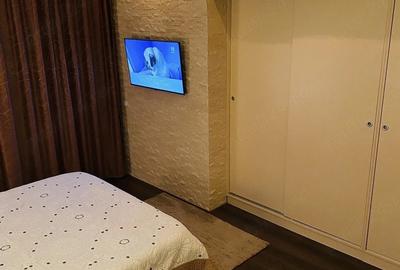 Apartament cu 2 camere decomandat în Tractorul - 4