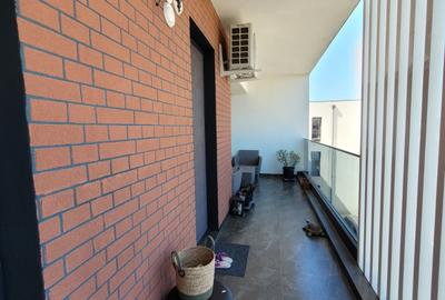 Apartament cu 2 camere decomandat, mobilat în Kamsas - 18