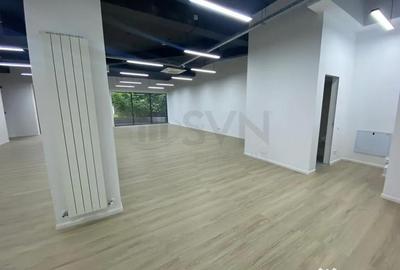 Spațiu comercial, de 273 mp, în Central - 9