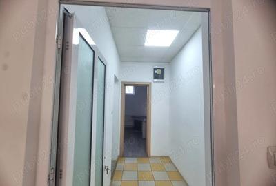 Spațiu comercial, de 82 mp, în Micro 12 - 2