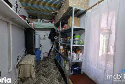Casă cu 4 camere cu Teren 268 Mp în Central - 9