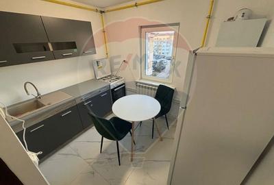 Garsoniera confort 1, decomandata, etaj 4/4  Zona Nord - 2