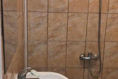 Garsonieră decomandată în Central - 2