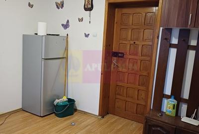 Garsoniera de vanzare in Campina, et. 1 15,83 mp - 5